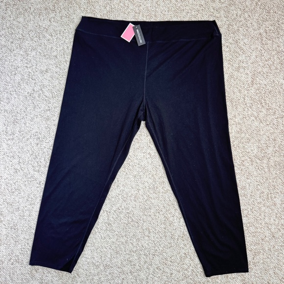 Pretty Little Thing Plus Black Sculpt Leggings Size 26 NWT Athleisure - Picture 1 of 4